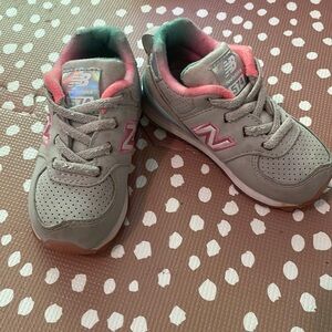 Toddler New Balance size 5